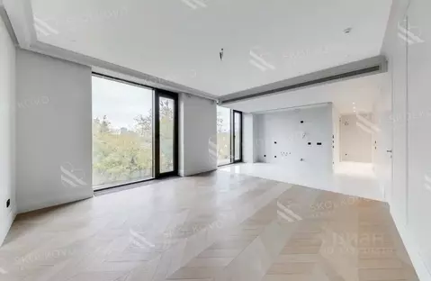 3-к кв. Москва ул. Братьев Фонченко, 1к8 (105.9 м)