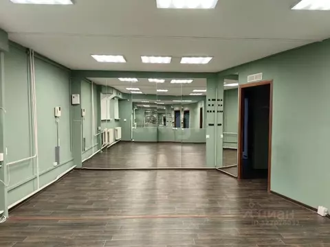 Помещение свободного назначения в Башкортостан, Уфа ул. Мустая Карима, ...