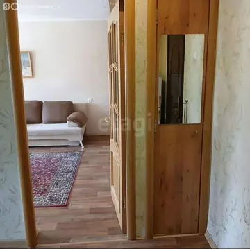 1-комнатная квартира: Ангарск, 10-й микрорайон, 42 (32.6 м)