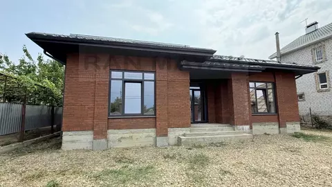 Дом в Адыгея, Майкоп городской округ, пос. Западный ул. Центральная, ...