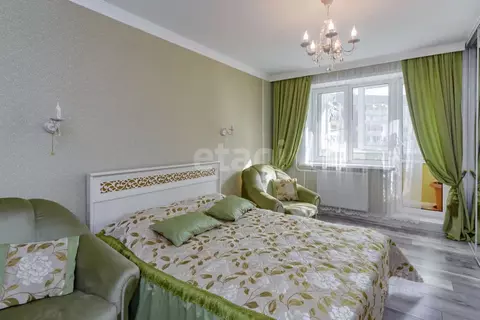 4-к кв. Тюменская область, Тюмень Восточный мкр, ул. Моторостроителей, ...