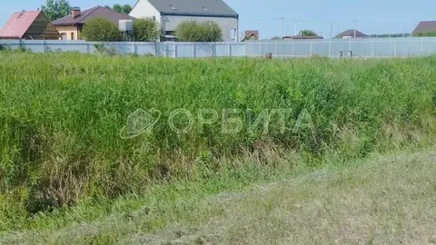 Участок в Тюменская область, Тюменский муниципальный округ, д. ...