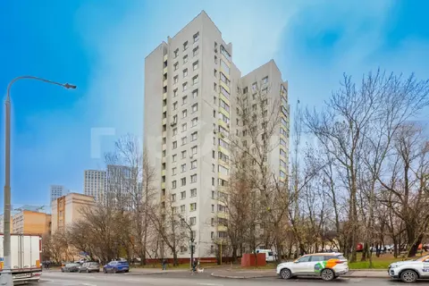 Продается 3-комнатная квартира