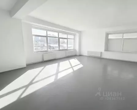 Помещение свободного назначения в Пермский край, Пермь ул. Крылова, 36 ...