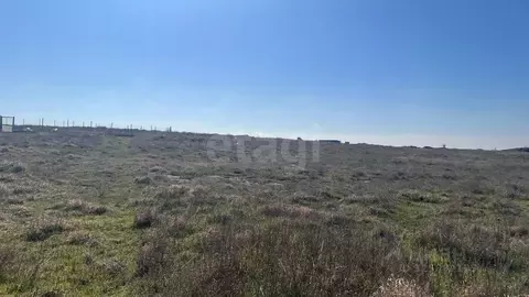 Участок в Крым, Ленинский район, Семисотское с/пос, с. Каменское ул. ...