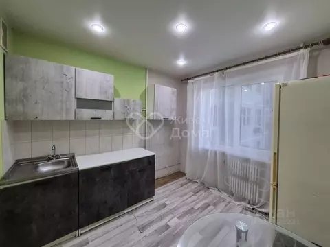 4-к кв. Волгоградская область, Волгоград ул. Репина, 15 (78.0 м)