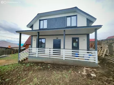 Дом в село Хомутово, Цветочная улица (240 м)