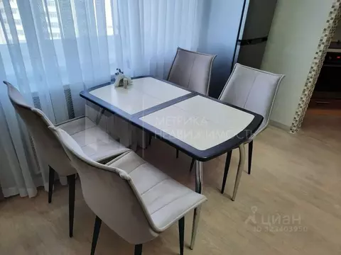 2-к кв. Тюменская область, Тюмень Широтная ул., 170к4 (82.7 м)