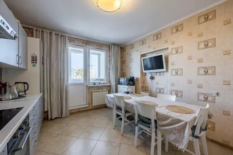 2-к кв. Москва Заповедная ул., 18к3 (85.2 м)