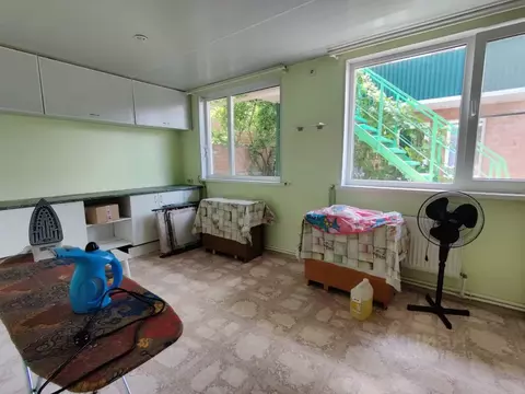 Дом в Краснодарский край, Ейск Майский пер. (229 м)