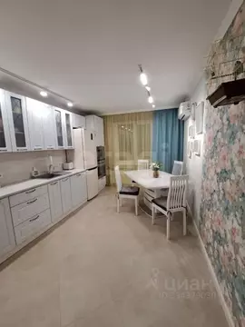 3-к кв. Тюменская область, Тюмень ул. Радищева, 27 (68.0 м)