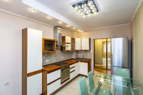 1-к кв. Тюменская область, Тюмень Сургутская ул., 11к2 (43.0 м)