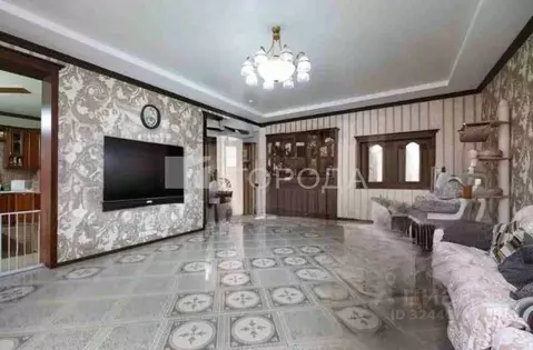 Дом в Новосибирская область, Новосибирск Чемпионская ул., 28 (404 м)