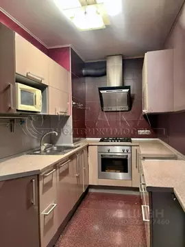 3-к кв. Санкт-Петербург Серебристый бул., 15 (65.1 м)