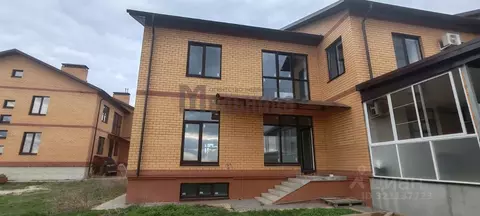 Дом в Волгоградская область, Волжский Набережная ул., 10А/6 (280 м)