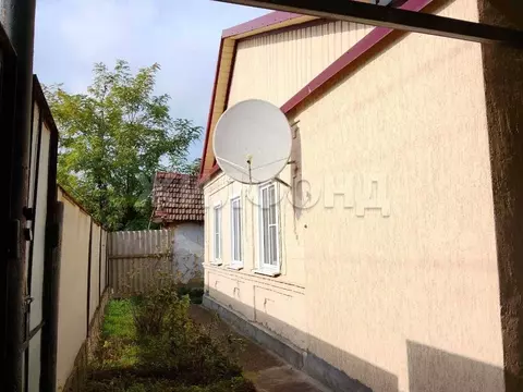 Дом в Ставропольский край, Георгиевский муниципальный округ, Незлобная ...