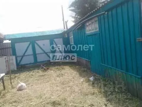 Дом в Ульяновская область, Карсунский район, Вальдиватское с/пос, с. ...