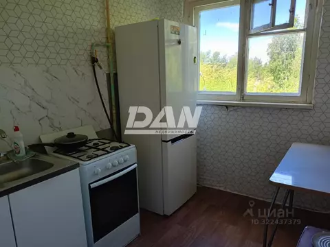 Комната Челябинская область, Челябинск ул. Ворошилова, 9 (13.0 м)