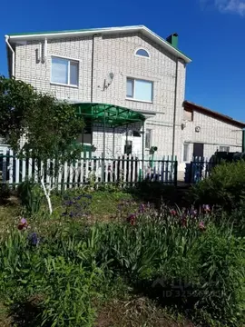 Коттедж в Саратовская область, Маркс ул. 1-я Сосновая, 45 (202 м)