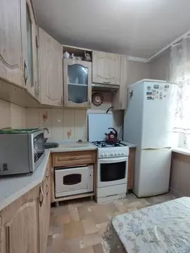 2-к кв. Омская область, Омск Заозерный мкр, ул. Глинки, 2 (45.6 м)