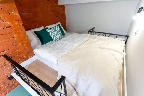 1-к кв. Свердловская область, Екатеринбург ул. Малышева, 25 (18.0 м)