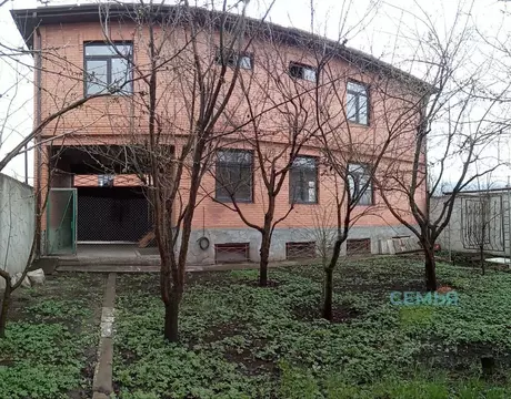 Дом в Северная Осетия, Владикавказ пл. Свободы (210 м)