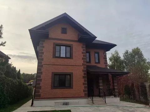 Коттедж в Московская область, Одинцовский городской округ, с. ...