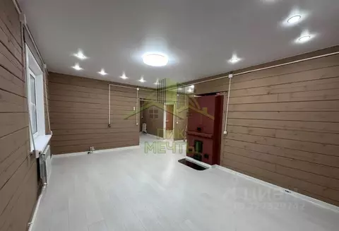 Дом в Бурятия, Иволгинский район, Сотниковское с/пос, с. Сотниково ул. ...