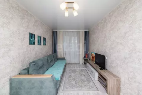 2-к кв. Курганская область, Курган Заозерный жилрайон, 7-й мкр, 10 ...