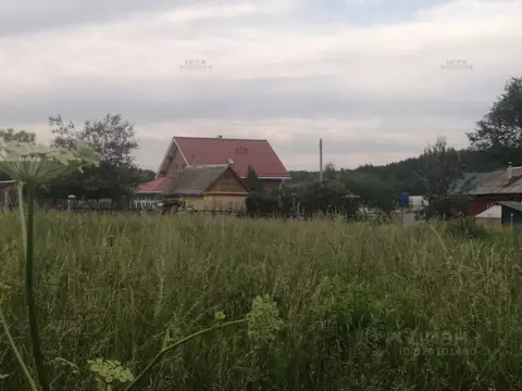 Участок в Калужская область, Калуга городской округ, д. Нижняя Вырка ...