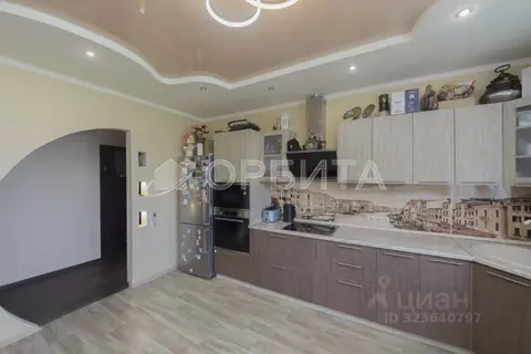 2-к кв. Тюменская область, Тюмень ул. Бориса Житкова, 5к1 (58.4 м)