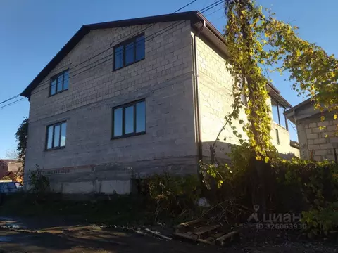 Дом в Северная Осетия, Владикавказ Учитель СТ, 317/3 (288 м)