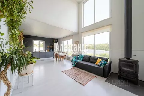 Дом в Ленинградская область, Ломоносовский район, д. Гостилицы ул. ...