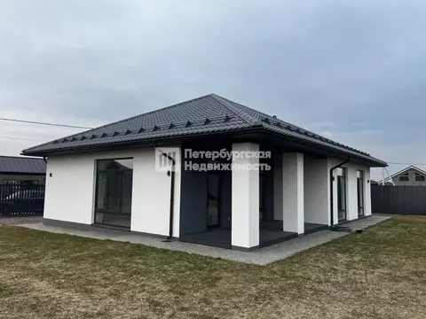 Дом в Ленинградская область, Ломоносовский район, д. Низино ул. ...