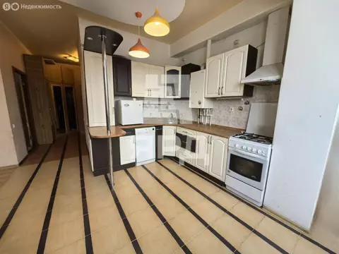 2-комнатная квартира: Таганрог, Литейная улица, 40а (76 м)