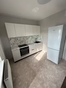 1-к кв. Татарстан, Казань ул. Братьев Батталовых, 27 (40.0 м)