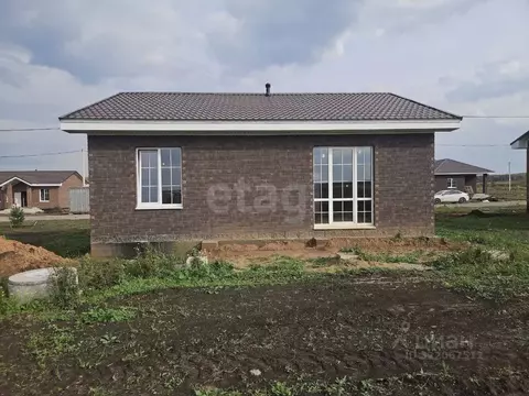 Дом в Башкортостан, Уфимский район, Дмитриевский сельсовет, д. ...