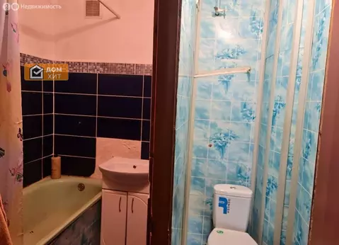 3-комнатная квартира: Симферополь, Кечкеметская улица, 79 (51 м)