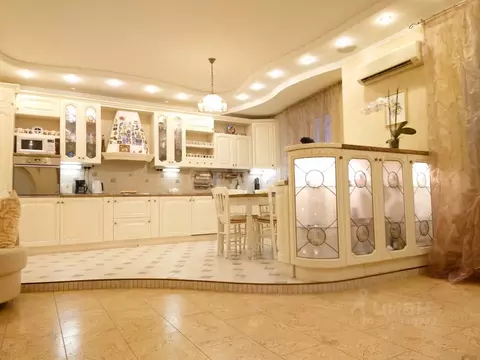 4-к кв. Омская область, Омск ул. Яковлева, 112к1 (140.5 м)