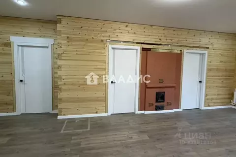 Дом в Бурятия, Улан-Удэ Тепличный мкр, 19-й кв-л,  (225 м)