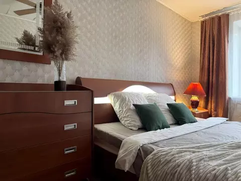 3-к кв. Ханты-Мансийский АО, Пыть-Ях 5-й Солнечный мкр, 9 (67.0 м)