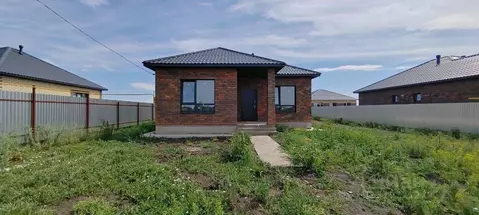 Дом в Оренбургская область, Оренбургский район, с. Благословенка ул. ...