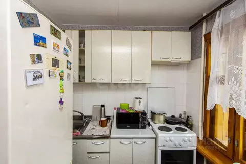 2-к кв. Тюменская область, Тюмень Одесская ул., 18а (50.0 м)