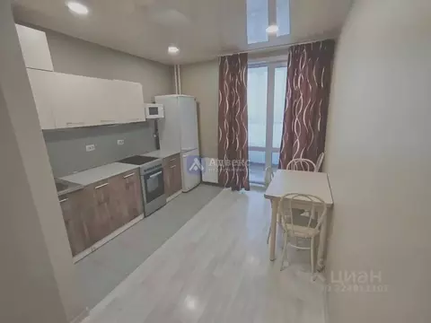 1-к кв. Тюменская область, Тюмень ул. Александра Протозанова, 12к1 ...