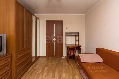 3-к кв. Тюменская область, Тюмень Уральская ул., 10 (64.7 м)