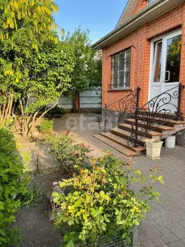 Дом в Ставропольский край, Ставрополь № 35 мкр, ул. Зеленодольская, 12 ...