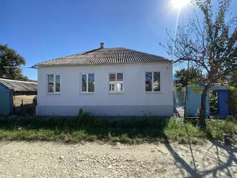 Дом в Краснодарский край, Крымск Промышленная ул. (83 м)
