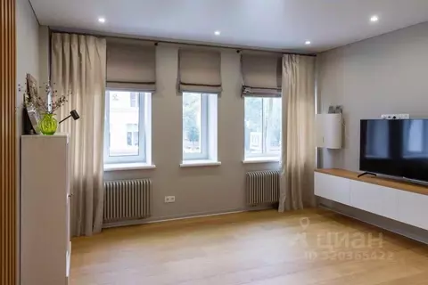 3-к кв. Самарская область, Самара ул. Алексея Толстого, 87 (115.0 м)