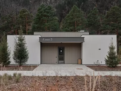 Дом в Алтай, Чемальский район, с. Чепош Родниковая ул., 84 (90 м)