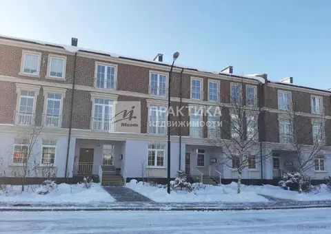 Продается 3-комнатная квартира